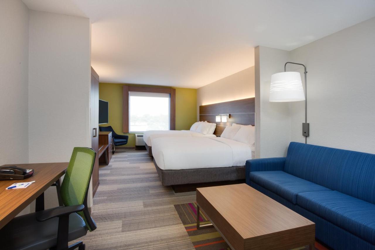 Holiday Inn Express Hotel & Suites Tampa-Fairgrounds-Casino By Ihg Mango Room photo