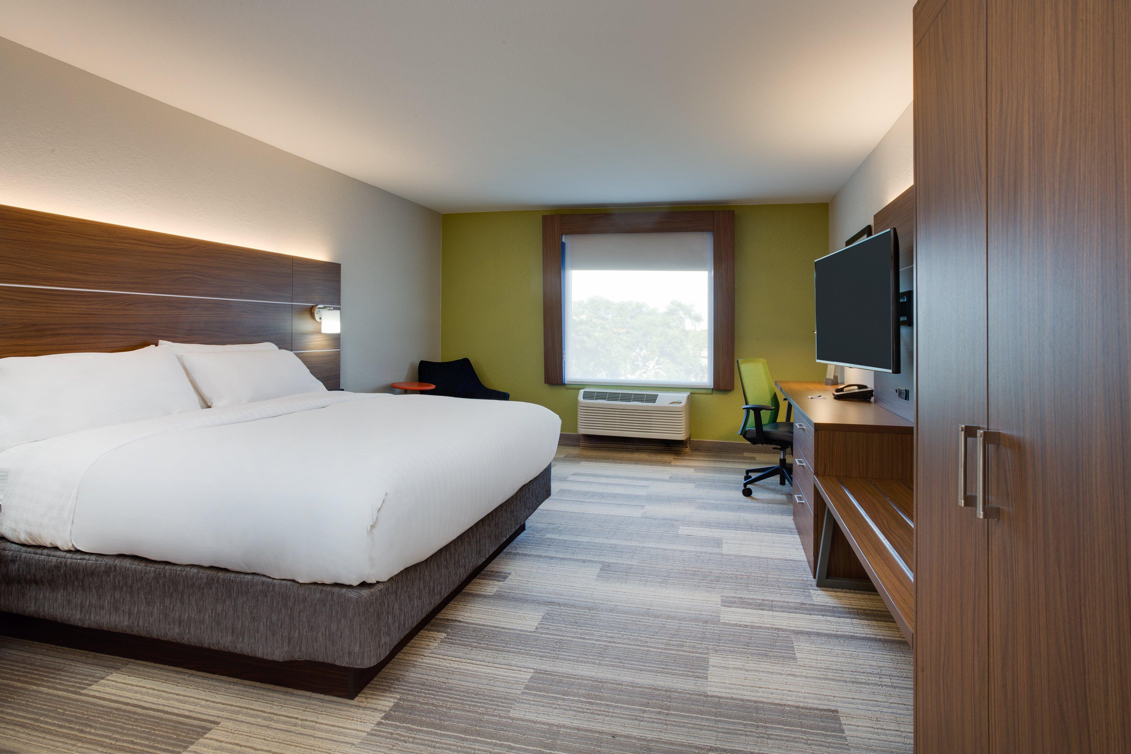 Holiday Inn Express Hotel & Suites Tampa-Fairgrounds-Casino By Ihg Mango Exterior photo