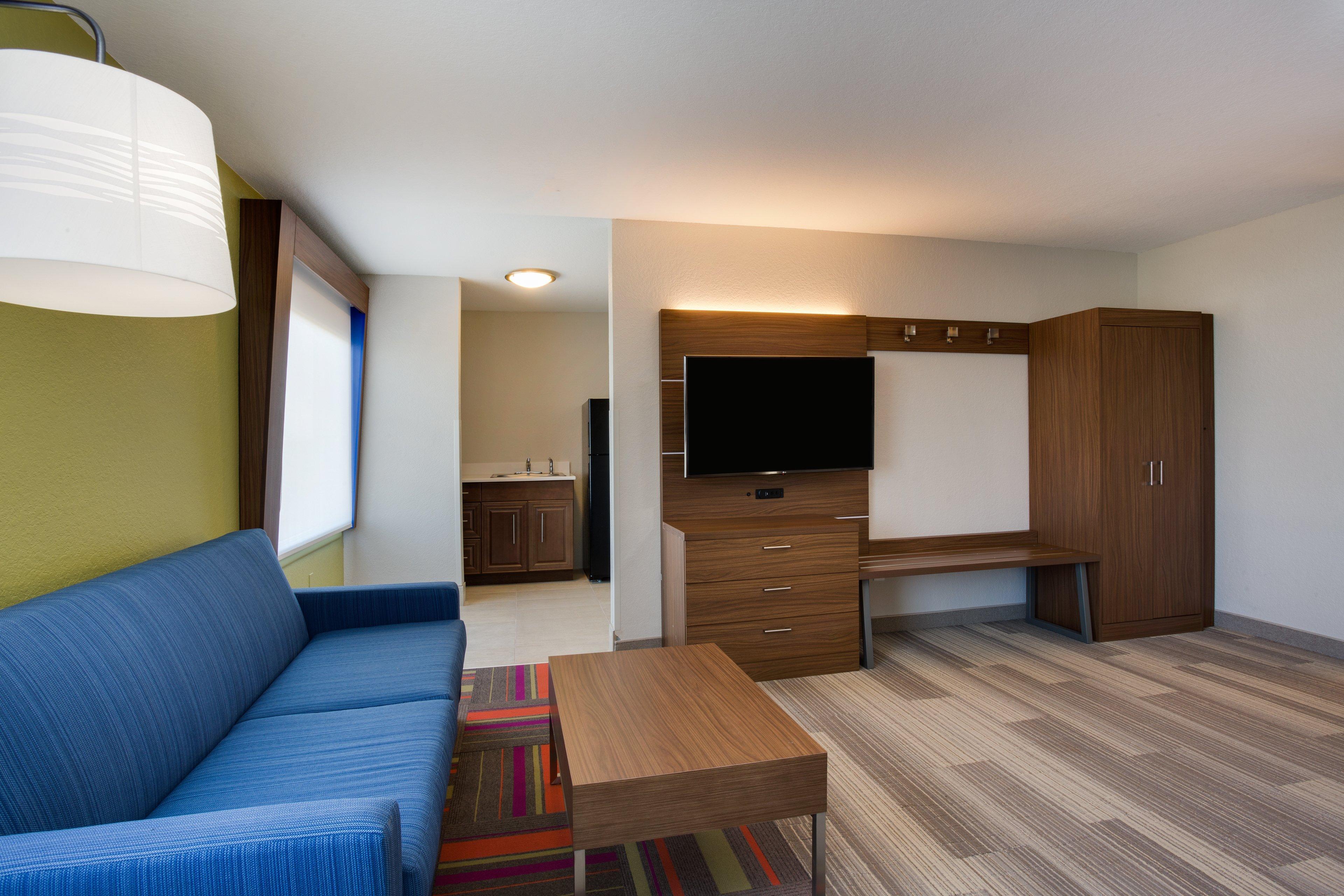 Holiday Inn Express Hotel & Suites Tampa-Fairgrounds-Casino By Ihg Mango Exterior photo