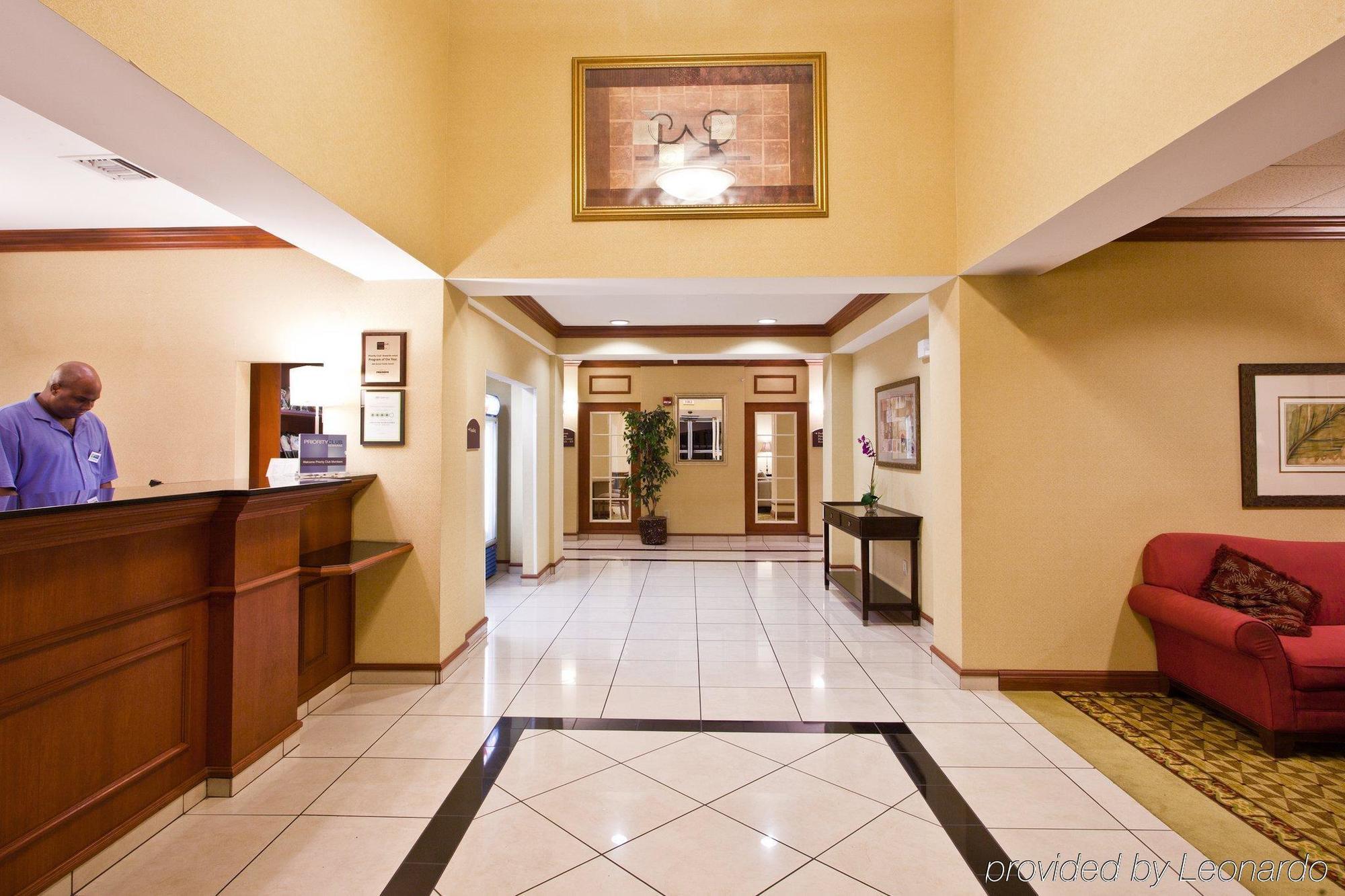 Holiday Inn Express Hotel & Suites Tampa-Fairgrounds-Casino By Ihg Mango Interior photo